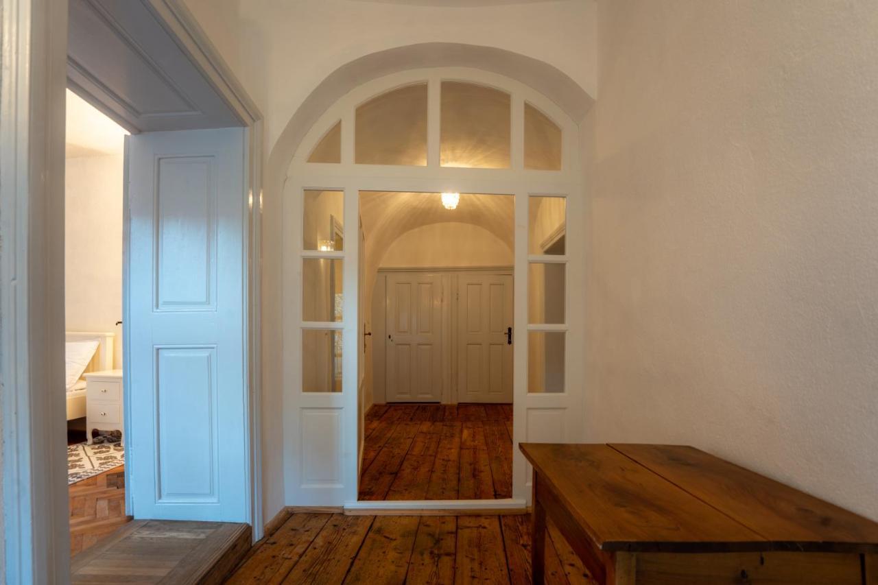 Casa Josef Bacon - La Strada - Aparthotel Sighisoara Bagian luar foto